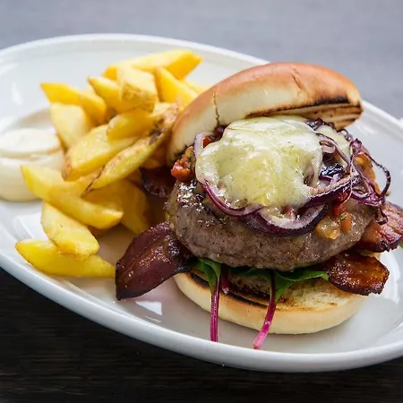 Beethoven ホテル 3*